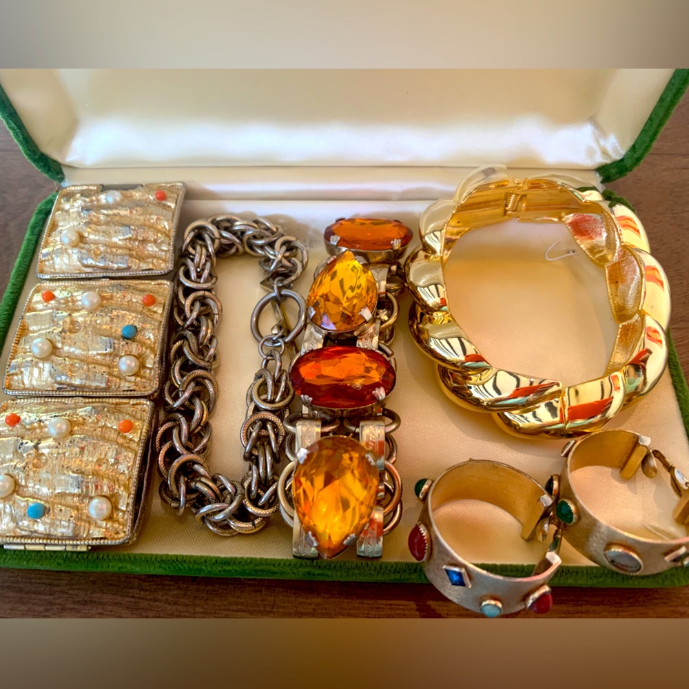 Vintage Jewelry